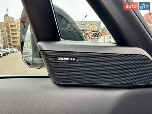 Білий Ленд Ровер Range Rover Sport, об'ємом двигуна 3 л та пробігом 4 тис. км за 132777 $, фото 31 на Automoto.ua