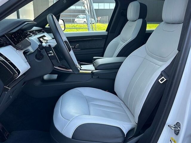 Білий Ленд Ровер Range Rover Sport, об'ємом двигуна 3 л та пробігом 53 тис. км за 144500 $, фото 13 на Automoto.ua