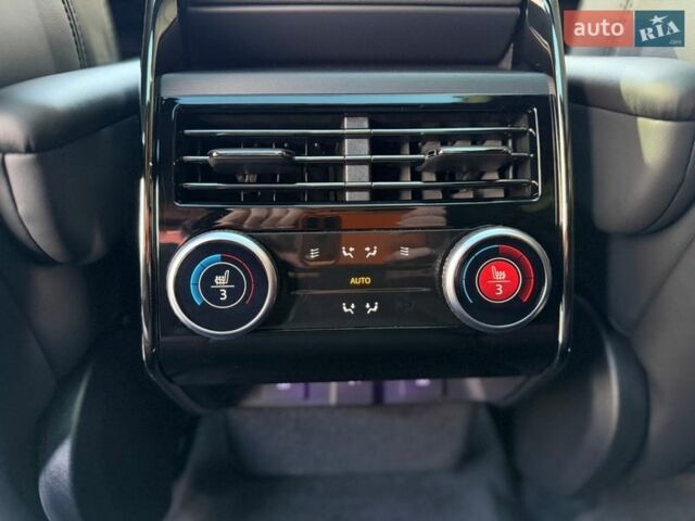 Білий Ленд Ровер Range Rover Sport, об'ємом двигуна 3 л та пробігом 27 тис. км за 143000 $, фото 48 на Automoto.ua