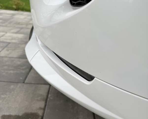 Белый Ленд Ровер Рендж Ровер Спорт, объемом двигателя 3 л и пробегом 25 тыс. км за 133222 $, фото 44 на Automoto.ua