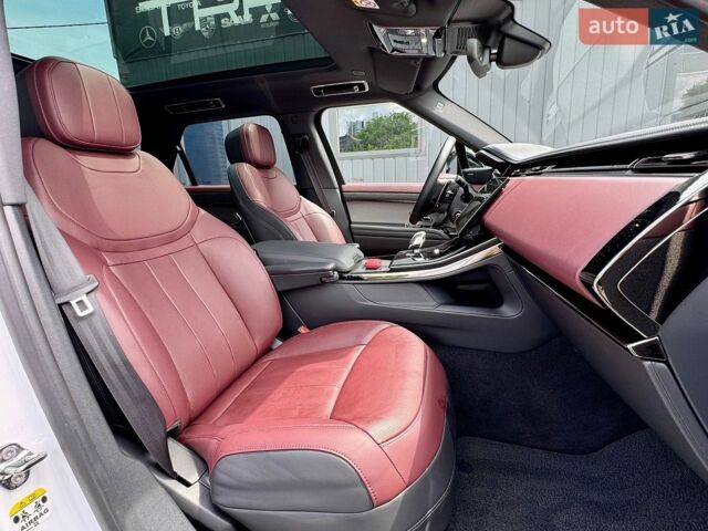 Білий Ленд Ровер Range Rover Sport, об'ємом двигуна 3 л та пробігом 31 тис. км за 127900 $, фото 60 на Automoto.ua