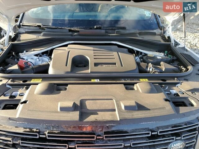 Білий Ленд Ровер Range Rover Sport, об'ємом двигуна 3 л та пробігом 13 тис. км за 40000 $, фото 11 на Automoto.ua