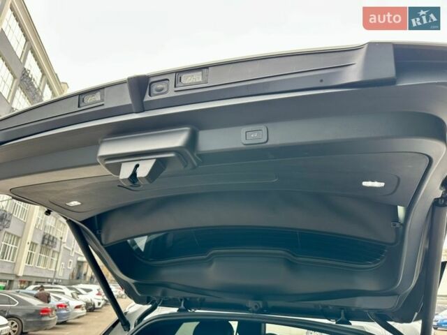 Білий Ленд Ровер Range Rover Sport, об'ємом двигуна 3 л та пробігом 4 тис. км за 132777 $, фото 76 на Automoto.ua