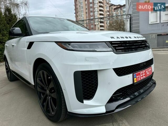 Білий Ленд Ровер Range Rover Sport, об'ємом двигуна 3 л та пробігом 4 тис. км за 132777 $, фото 5 на Automoto.ua
