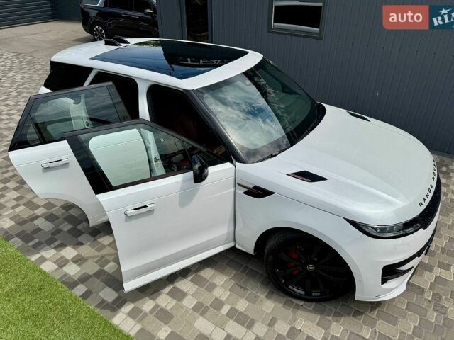 Білий Ленд Ровер Range Rover Sport, об'ємом двигуна 3 л та пробігом 31 тис. км за 127900 $, фото 102 на Automoto.ua