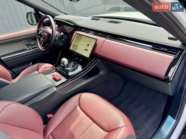 Білий Ленд Ровер Range Rover Sport, об'ємом двигуна 3 л та пробігом 31 тис. км за 127900 $, фото 62 на Automoto.ua