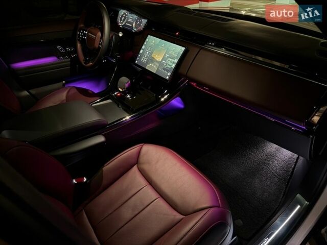 Білий Ленд Ровер Range Rover Sport, об'ємом двигуна 3 л та пробігом 27 тис. км за 143000 $, фото 28 на Automoto.ua