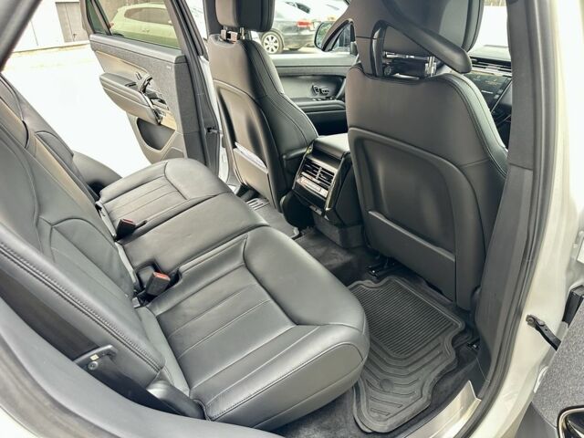 Белый Ленд Ровер Рендж Ровер Спорт, объемом двигателя 3 л и пробегом 4 тыс. км за 132777 $, фото 7 на Automoto.ua