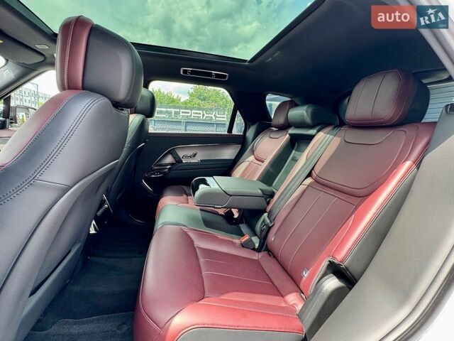 Білий Ленд Ровер Range Rover Sport, об'ємом двигуна 3 л та пробігом 31 тис. км за 127900 $, фото 31 на Automoto.ua