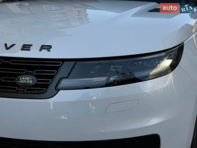 Білий Ленд Ровер Range Rover Sport, об'ємом двигуна 3 л та пробігом 27 тис. км за 143000 $, фото 6 на Automoto.ua