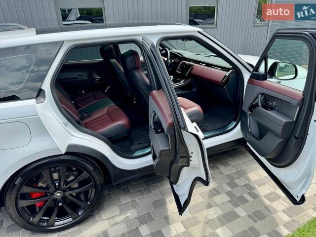 Білий Ленд Ровер Range Rover Sport, об'ємом двигуна 3 л та пробігом 31 тис. км за 127900 $, фото 99 на Automoto.ua