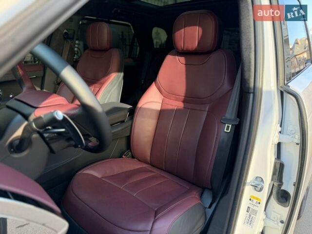Білий Ленд Ровер Range Rover Sport, об'ємом двигуна 3 л та пробігом 27 тис. км за 143000 $, фото 22 на Automoto.ua