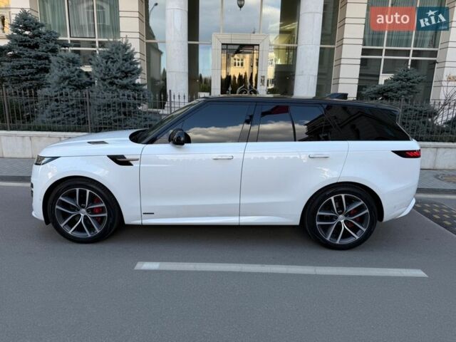 Білий Ленд Ровер Range Rover Sport, об'ємом двигуна 3 л та пробігом 27 тис. км за 143000 $, фото 8 на Automoto.ua