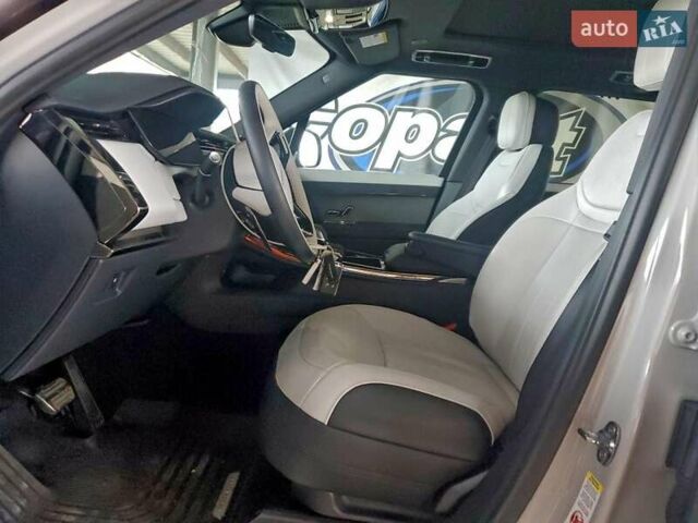 Білий Ленд Ровер Range Rover Sport, об'ємом двигуна 3 л та пробігом 13 тис. км за 50000 $, фото 6 на Automoto.ua