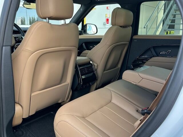 Білий Ленд Ровер Range Rover Sport, об'ємом двигуна 3 л та пробігом 8 тис. км за 126700 $, фото 18 на Automoto.ua