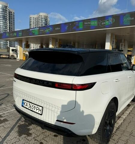 Белый Ленд Ровер Рендж Ровер Спорт, объемом двигателя 3 л и пробегом 6 тыс. км за 172000 $, фото 6 на Automoto.ua