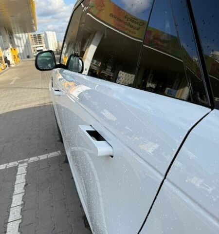 Белый Ленд Ровер Рендж Ровер Спорт, объемом двигателя 3 л и пробегом 6 тыс. км за 172000 $, фото 16 на Automoto.ua