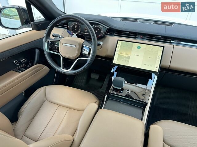 Білий Ленд Ровер Range Rover Sport, об'ємом двигуна 3 л та пробігом 8 тис. км за 126700 $, фото 23 на Automoto.ua