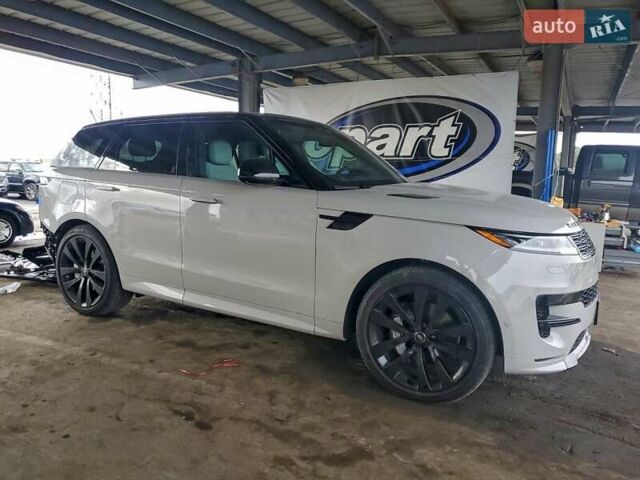 Білий Ленд Ровер Range Rover Sport, об'ємом двигуна 3 л та пробігом 13 тис. км за 50000 $, фото 4 на Automoto.ua