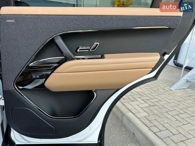 Білий Ленд Ровер Range Rover Sport, об'ємом двигуна 3 л та пробігом 8 тис. км за 126700 $, фото 26 на Automoto.ua
