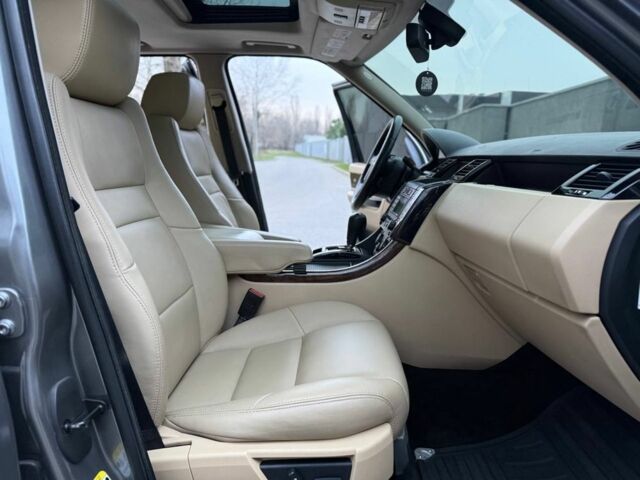 Бежевий Ленд Ровер Range Rover Sport, об'ємом двигуна 3.6 л та пробігом 190 тис. км за 12800 $, фото 6 на Automoto.ua