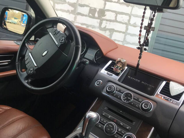 Бежевий Ленд Ровер Range Rover Sport, об'ємом двигуна 2.99 л та пробігом 226 тис. км за 15000 $, фото 8 на Automoto.ua