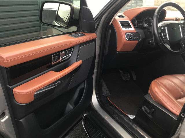 Бежевий Ленд Ровер Range Rover Sport, об'ємом двигуна 2.99 л та пробігом 226 тис. км за 15000 $, фото 7 на Automoto.ua