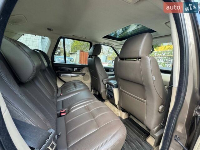 Бежевий Ленд Ровер Range Rover Sport, об'ємом двигуна 3 л та пробігом 190 тис. км за 15500 $, фото 16 на Automoto.ua