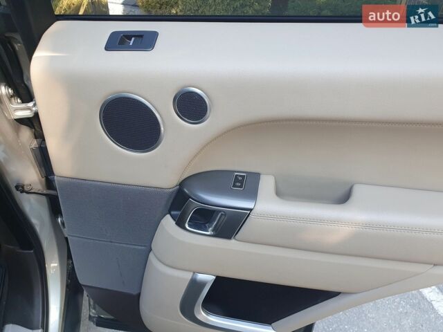 Бежевий Ленд Ровер Range Rover Sport, об'ємом двигуна 3 л та пробігом 173 тис. км за 24000 $, фото 29 на Automoto.ua