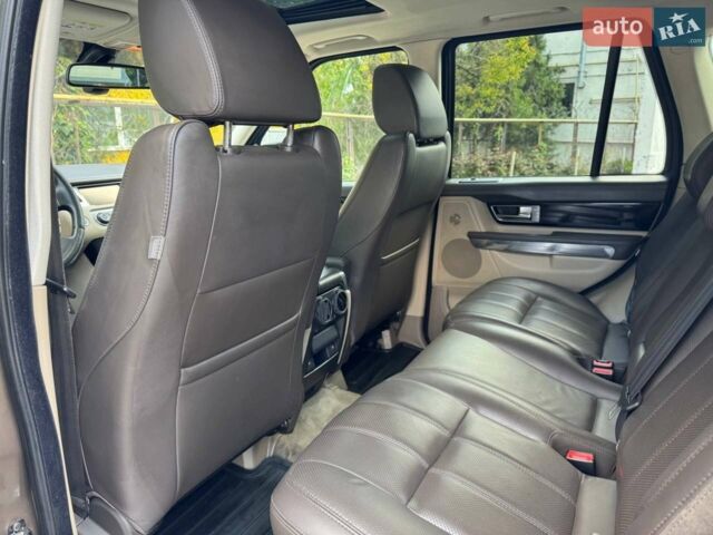 Бежевий Ленд Ровер Range Rover Sport, об'ємом двигуна 3 л та пробігом 190 тис. км за 15500 $, фото 17 на Automoto.ua