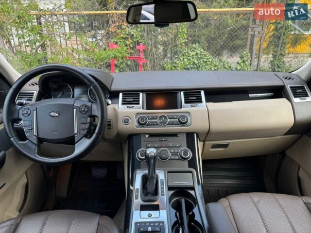 Бежевий Ленд Ровер Range Rover Sport, об'ємом двигуна 3 л та пробігом 190 тис. км за 15500 $, фото 9 на Automoto.ua