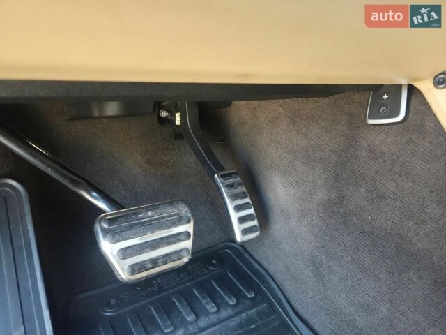 Бежевий Ленд Ровер Range Rover Sport, об'ємом двигуна 3 л та пробігом 173 тис. км за 24000 $, фото 23 на Automoto.ua