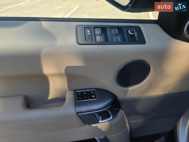 Бежевий Ленд Ровер Range Rover Sport, об'ємом двигуна 3 л та пробігом 173 тис. км за 24000 $, фото 21 на Automoto.ua