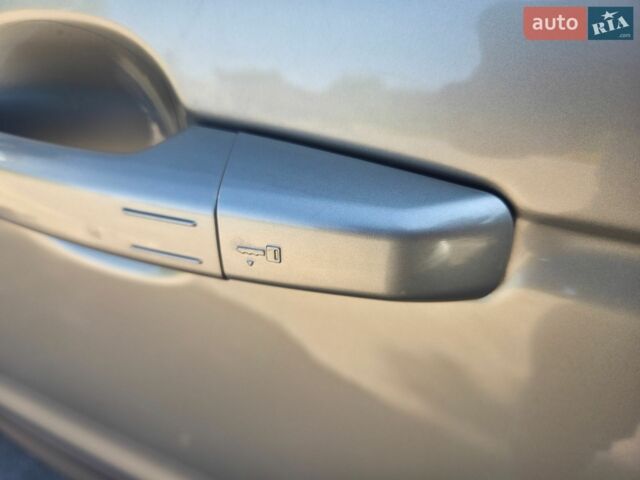 Бежевий Ленд Ровер Range Rover Sport, об'ємом двигуна 3 л та пробігом 173 тис. км за 24000 $, фото 15 на Automoto.ua