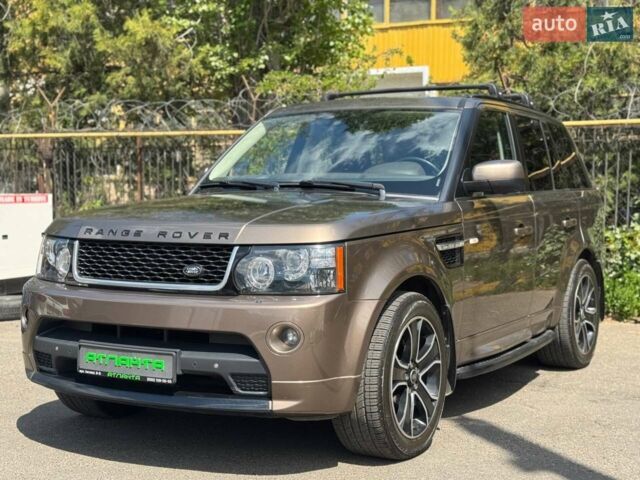 Бежевий Ленд Ровер Range Rover Sport, об'ємом двигуна 3 л та пробігом 190 тис. км за 15500 $, фото 1 на Automoto.ua