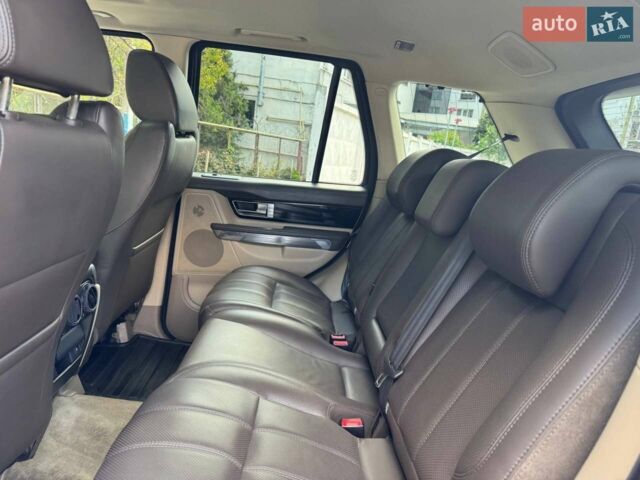 Бежевий Ленд Ровер Range Rover Sport, об'ємом двигуна 3 л та пробігом 190 тис. км за 15500 $, фото 18 на Automoto.ua