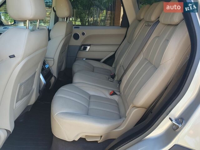 Бежевий Ленд Ровер Range Rover Sport, об'ємом двигуна 3 л та пробігом 173 тис. км за 24000 $, фото 34 на Automoto.ua