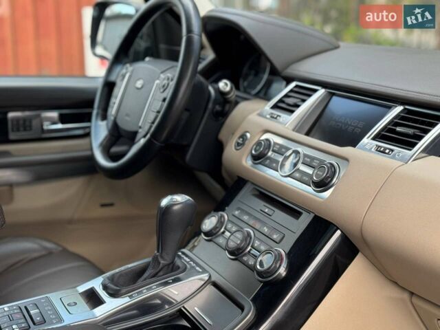 Бежевий Ленд Ровер Range Rover Sport, об'ємом двигуна 3 л та пробігом 190 тис. км за 15500 $, фото 15 на Automoto.ua
