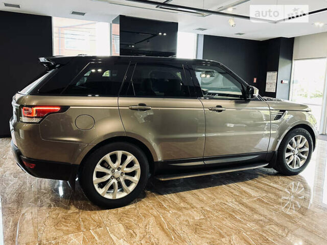 Бежевий Ленд Ровер Range Rover Sport, об'ємом двигуна 2.99 л та пробігом 195 тис. км за 31500 $, фото 4 на Automoto.ua