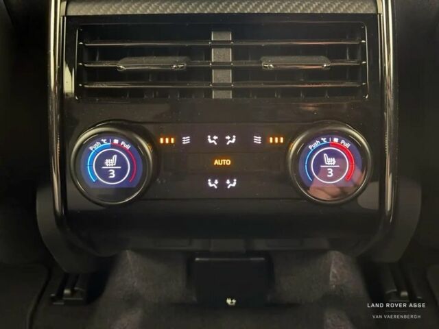 Бежевий Ленд Ровер Range Rover Sport, об'ємом двигуна 4.4 л та пробігом 8 тис. км за 220000 $, фото 18 на Automoto.ua