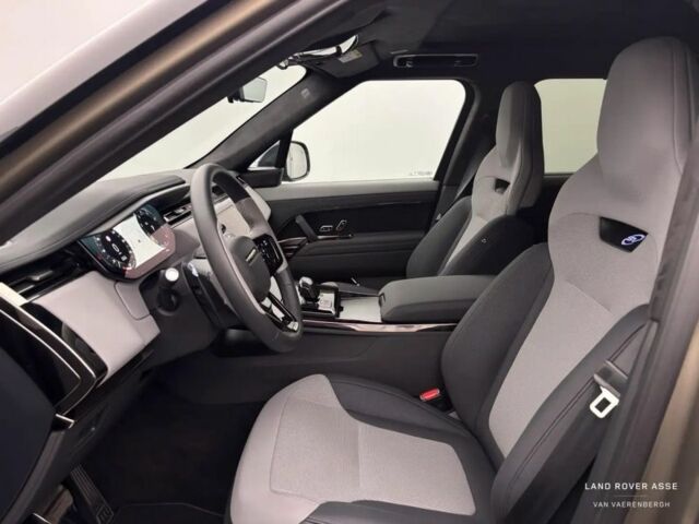 Бежевий Ленд Ровер Range Rover Sport, об'ємом двигуна 4.4 л та пробігом 8 тис. км за 220000 $, фото 8 на Automoto.ua