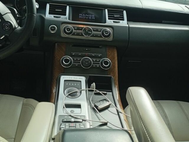 Черный Ленд Ровер Рендж Ровер Спорт, объемом двигателя 3 л и пробегом 280 тыс. км за 15800 $, фото 6 на Automoto.ua