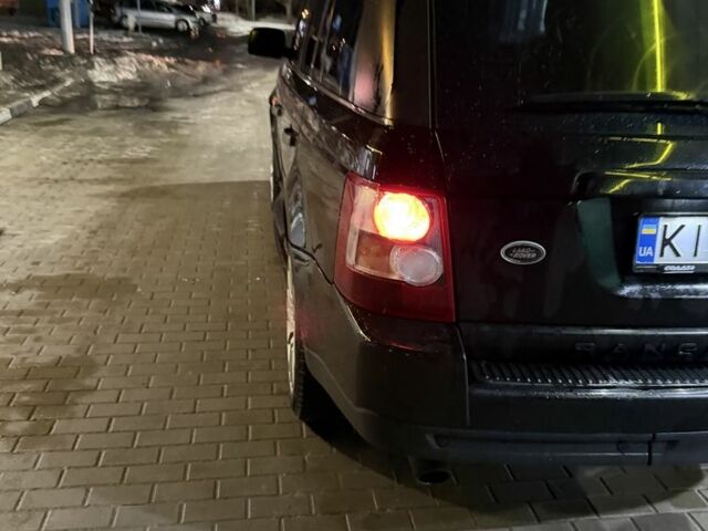 Черный Ленд Ровер Рендж Ровер Спорт, объемом двигателя 4.2 л и пробегом 293 тыс. км за 9100 $, фото 5 на Automoto.ua