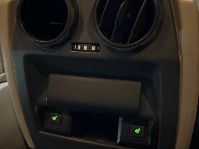 Чорний Ленд Ровер Range Rover Sport, об'ємом двигуна 2.7 л та пробігом 310 тис. км за 9100 $, фото 16 на Automoto.ua