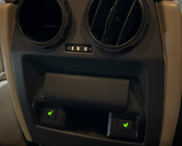 Черный Ленд Ровер Рендж Ровер Спорт, объемом двигателя 2.72 л и пробегом 308 тыс. км за 9100 $, фото 17 на Automoto.ua