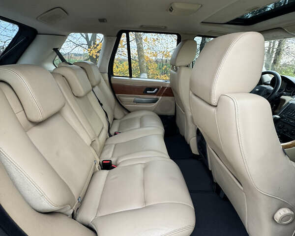 Черный Ленд Ровер Рендж Ровер Спорт, объемом двигателя 2.7 л и пробегом 305 тыс. км за 9000 $, фото 53 на Automoto.ua