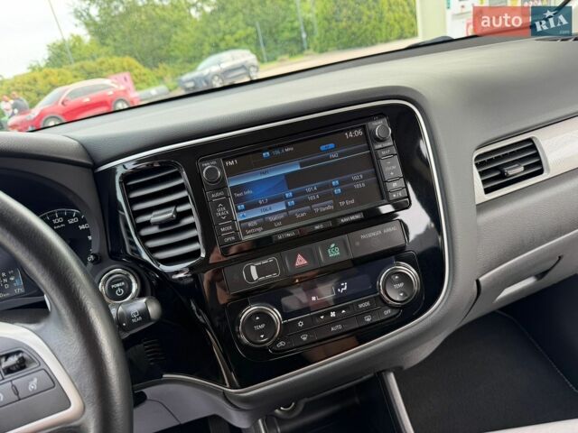 Чорний Ленд Ровер Range Rover Sport, об'ємом двигуна 2.7 л та пробігом 270 тис. км за 11020 $, фото 1 на Automoto.ua