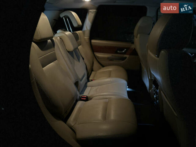 Черный Ленд Ровер Рендж Ровер Спорт, объемом двигателя 2.72 л и пробегом 308 тыс. км за 9100 $, фото 15 на Automoto.ua