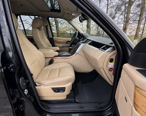 Черный Ленд Ровер Рендж Ровер Спорт, объемом двигателя 2.7 л и пробегом 305 тыс. км за 9000 $, фото 46 на Automoto.ua