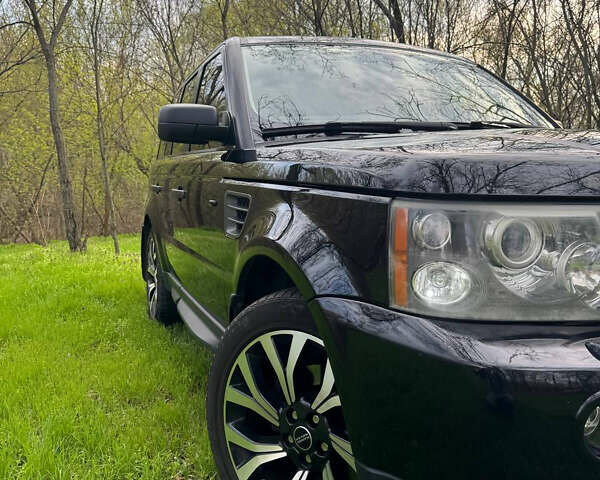 Черный Ленд Ровер Рендж Ровер Спорт, объемом двигателя 4.39 л и пробегом 290 тыс. км за 12000 $, фото 8 на Automoto.ua